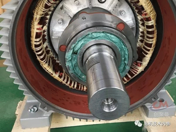 詳解電機(jī)防潮加熱帶的用途、選型及安裝事項(xiàng)——西安泰富西瑪電機(jī)（西安西瑪電機(jī)集團(tuán)股份有限公司）官方網(wǎng)站