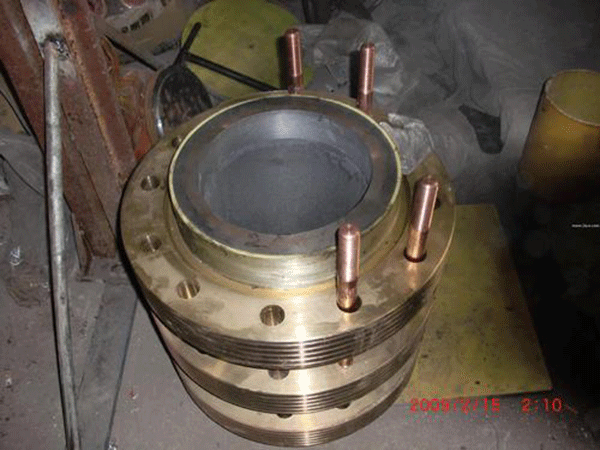 如何在加工過(guò)程中防止電機(jī)滑環(huán)損壞？