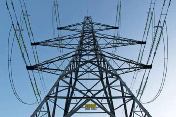 YRKK高壓電機必須承受多大的電壓？