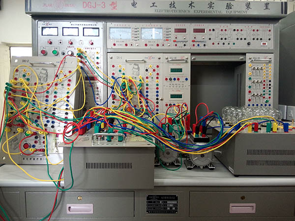 三相異步電動機有哪些電氣保護措施？